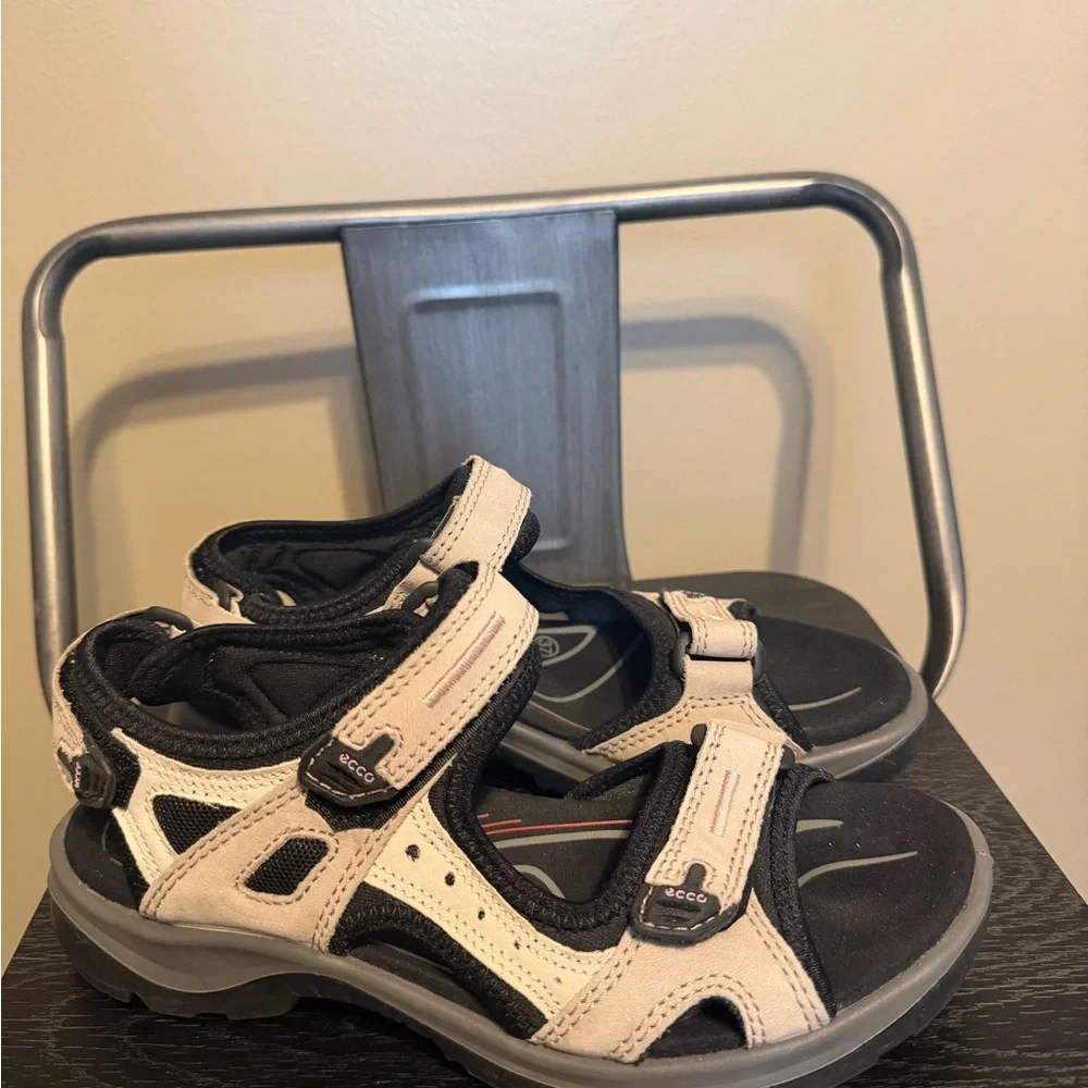 ECCO Offroad Nubuck Sandals Beige EU 37 - Picture 4 of 12